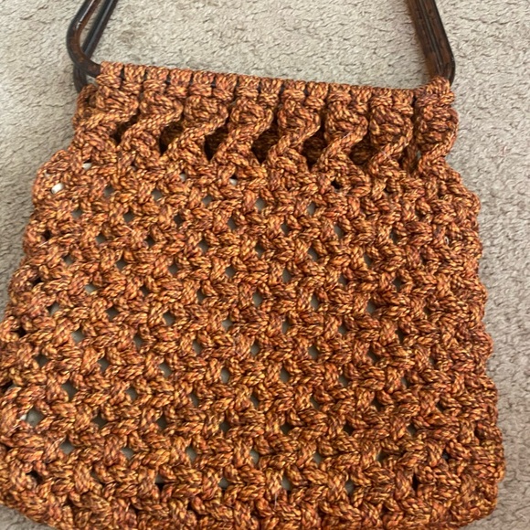 Vintage 1970s Orange Macrame Handbag Purse With Acrylic Handle Reteo Boho MCM - Picture 4 of 6